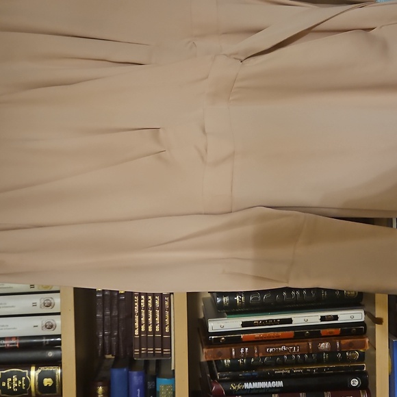 Dress - Picture 4 of 7